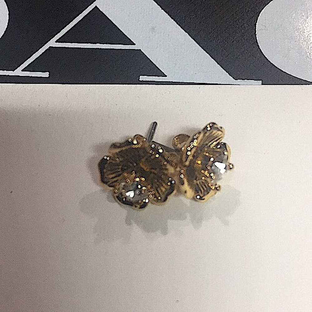 COACH - MINI TEA ROSE 2 IN 1 STUD EARRINGS (NWT) - Picture 6 of 12